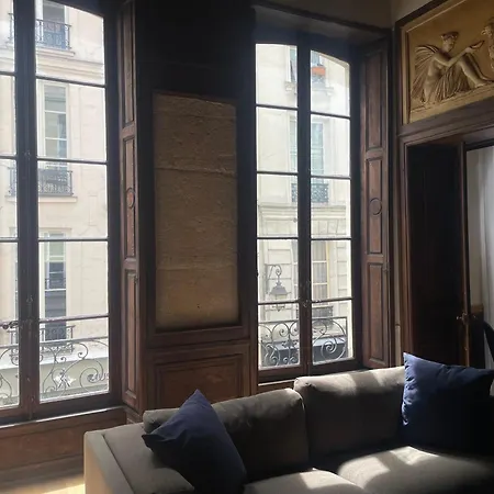 Du Jeu De Paume Parigi